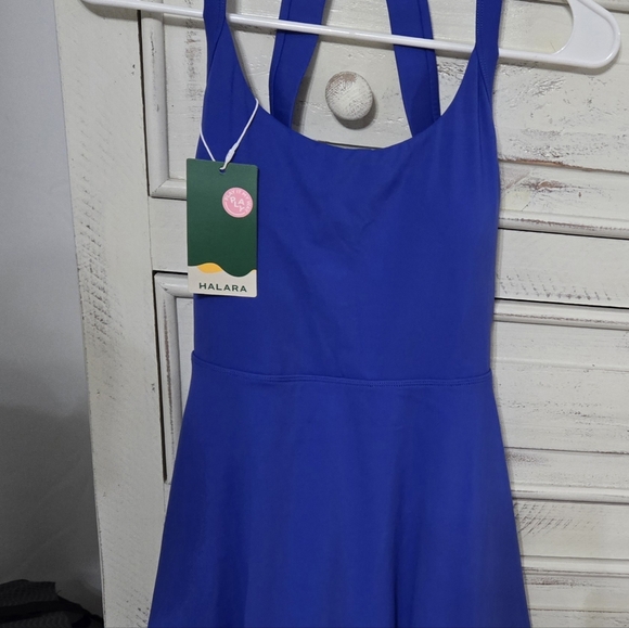 Halara Easy Peezy Dress - Picture 7 of 8